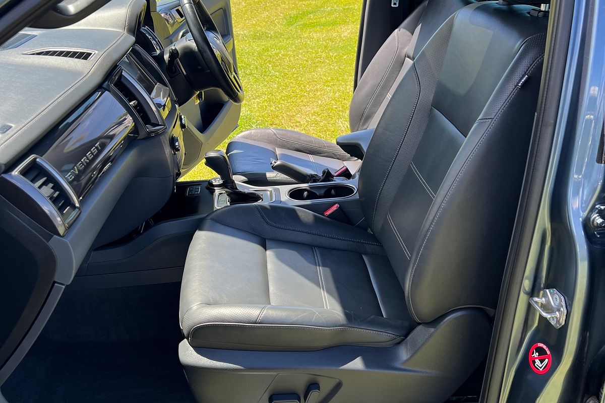 2017 Ford Everest Titanium UA