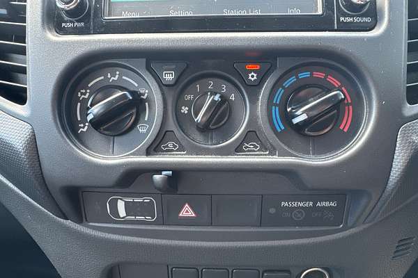 2021 Mitsubishi Triton GLX MR 4X4