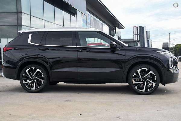 2024 Mitsubishi Outlander Exceed Tourer ZM AWD