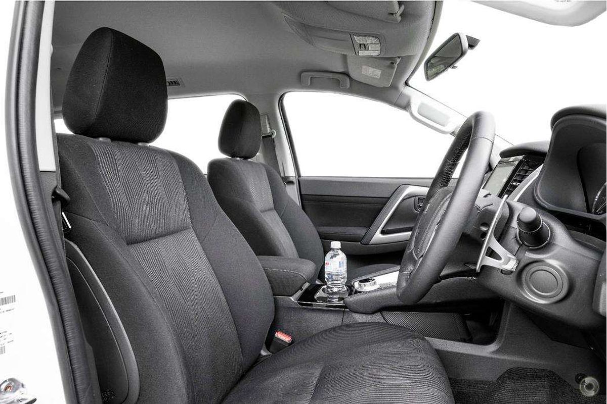 2024 Mitsubishi Pajero Sport GLX QG 4X4
