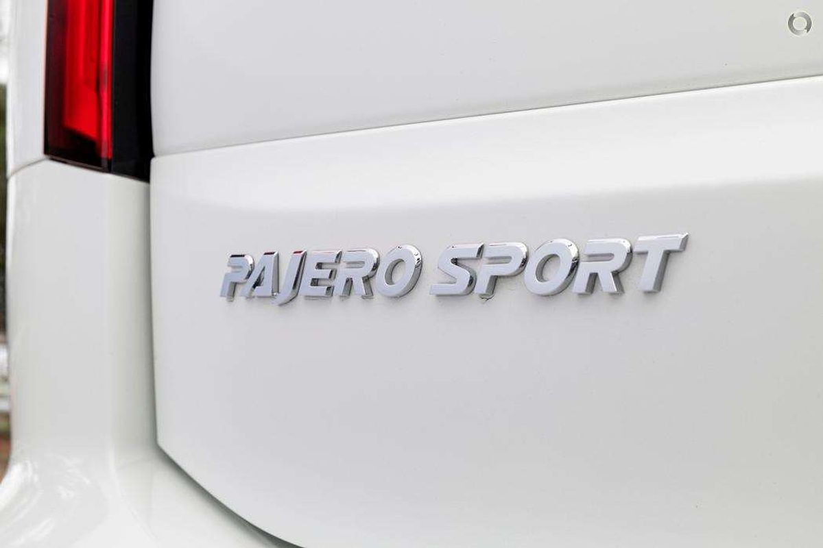 2024 Mitsubishi Pajero Sport GLX QG 4X4