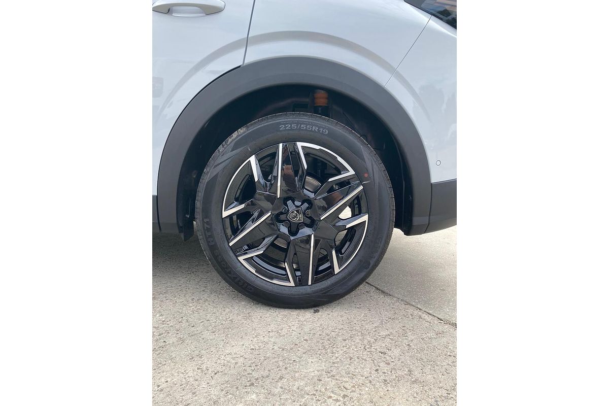 2024 Peugeot 3008 GT Premium Hybrid P64