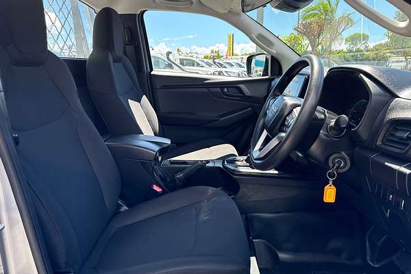 2022 Isuzu D-MAX SX High Ride Rear Wheel Drive