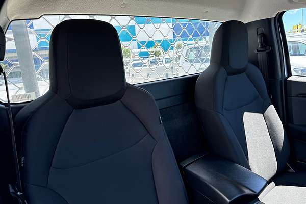 2022 Isuzu D-MAX SX High Ride Rear Wheel Drive