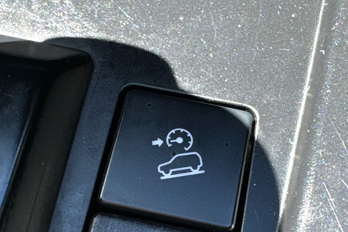 2022 Isuzu D-MAX SX High Ride Rear Wheel Drive