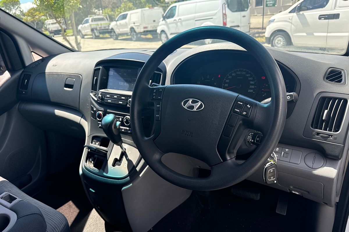 2016 Hyundai iLoad TQ3-V Series II