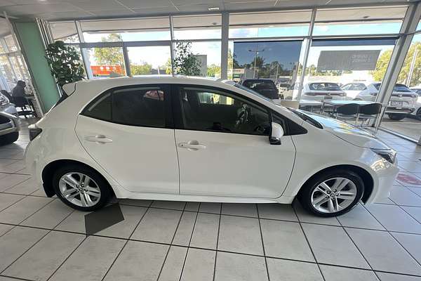 2019 Toyota Corolla Ascent Sport MZEA12R