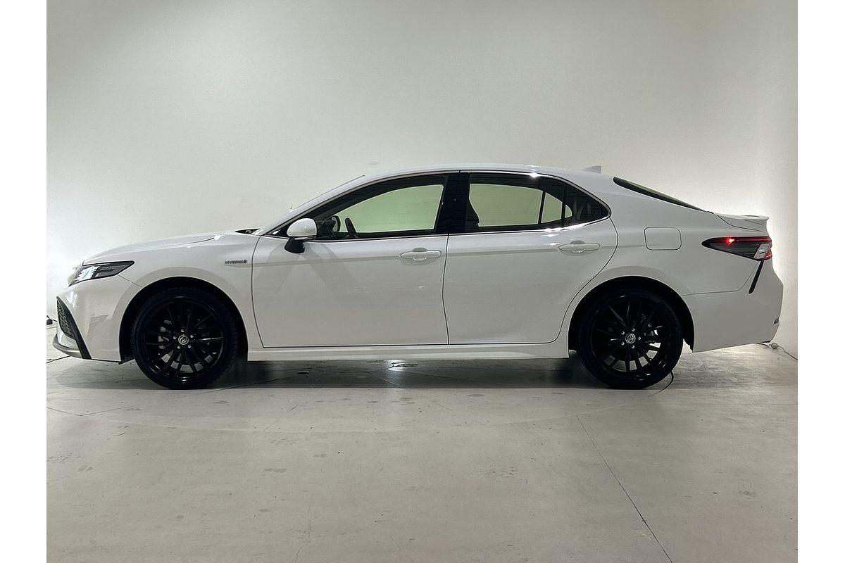 2023 Toyota Camry SX AXVH70R