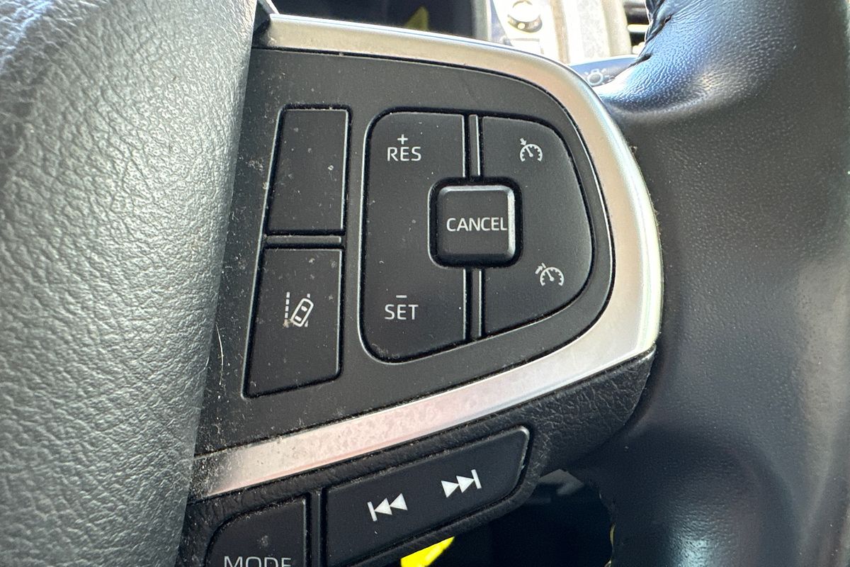 2021 Toyota Hiace GDH300R LWB