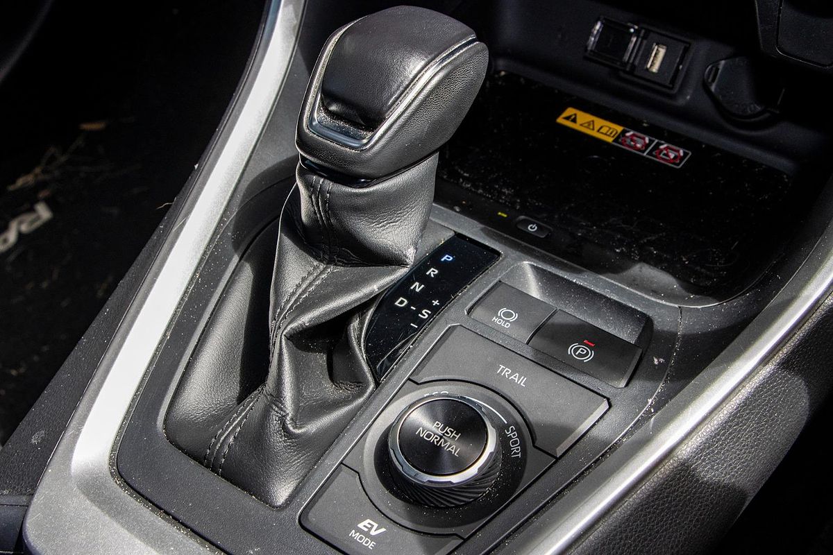 2022 Toyota RAV4 GXL AXAH54R