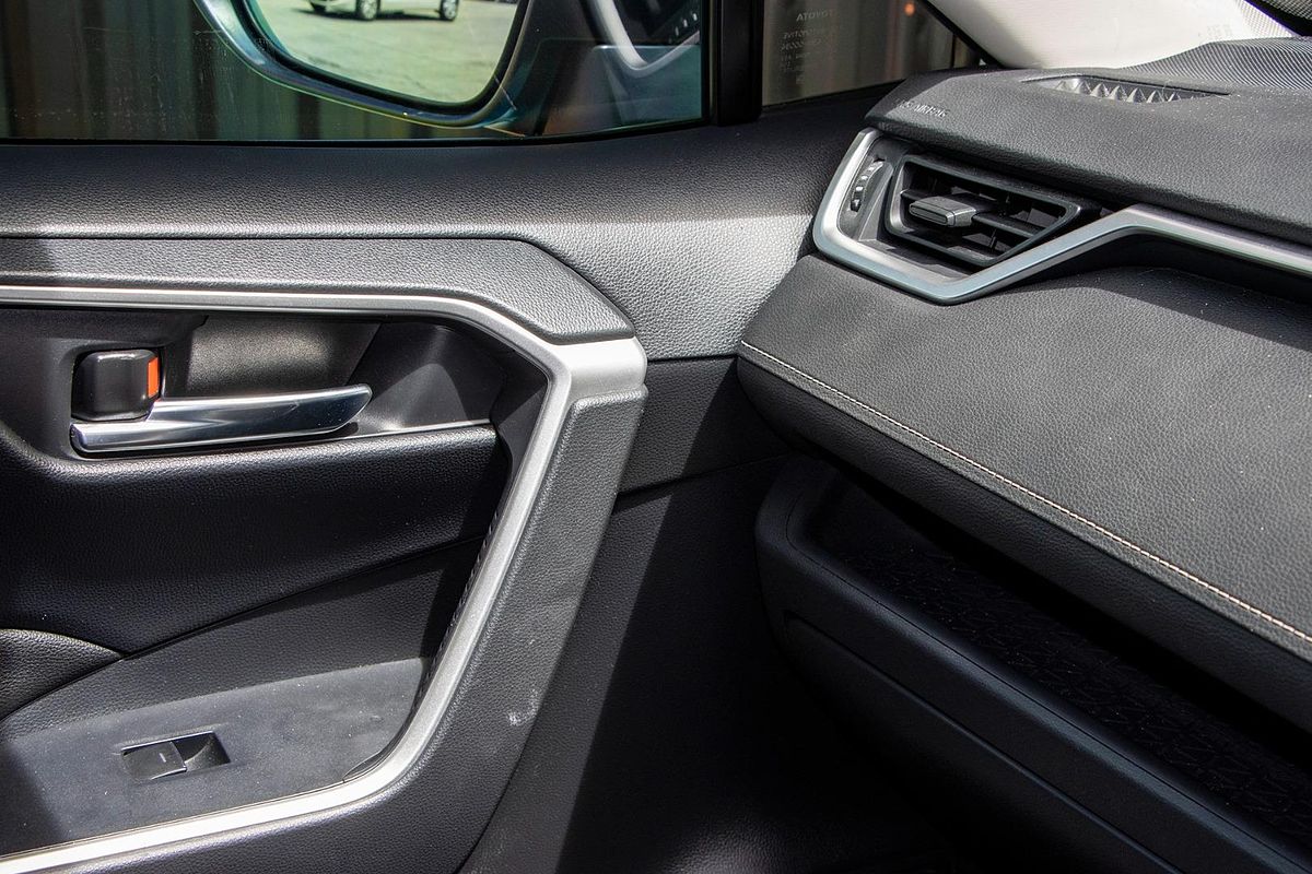 2022 Toyota RAV4 GXL AXAH54R