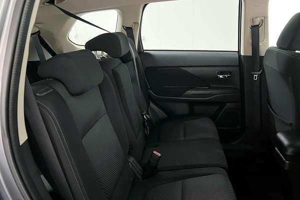2017 Mitsubishi Outlander LS ZK