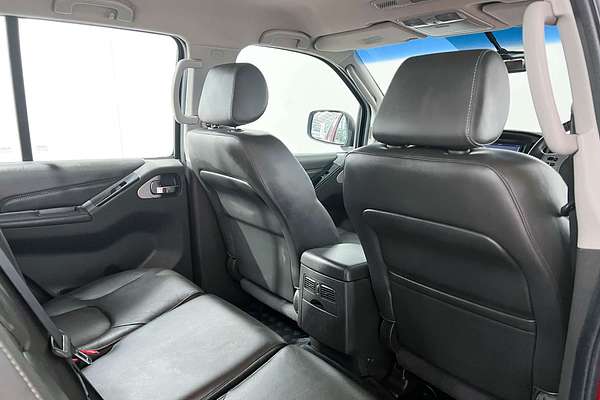 2013 Nissan Pathfinder ST-L R51