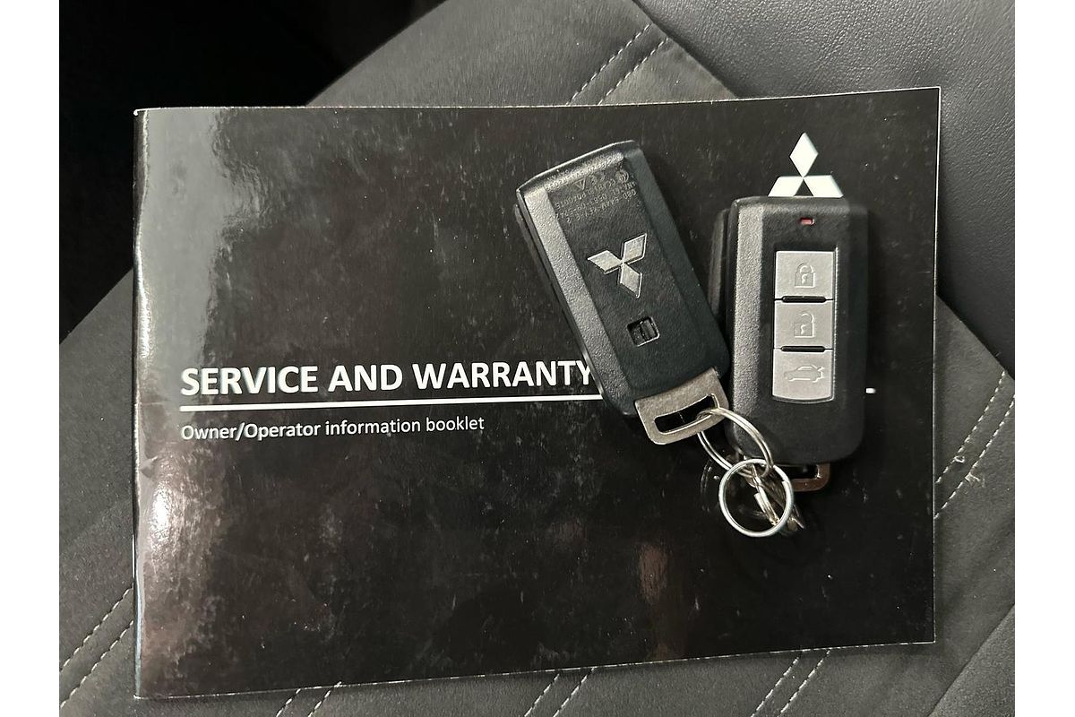 2021 Mitsubishi Outlander LS ZL