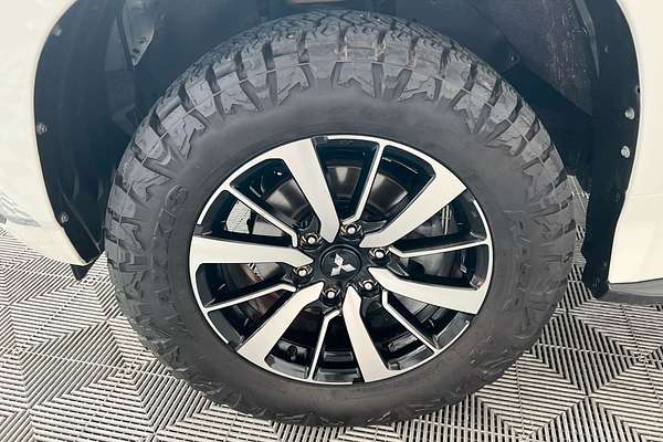 2017 Mitsubishi Pajero Sport GLS QE