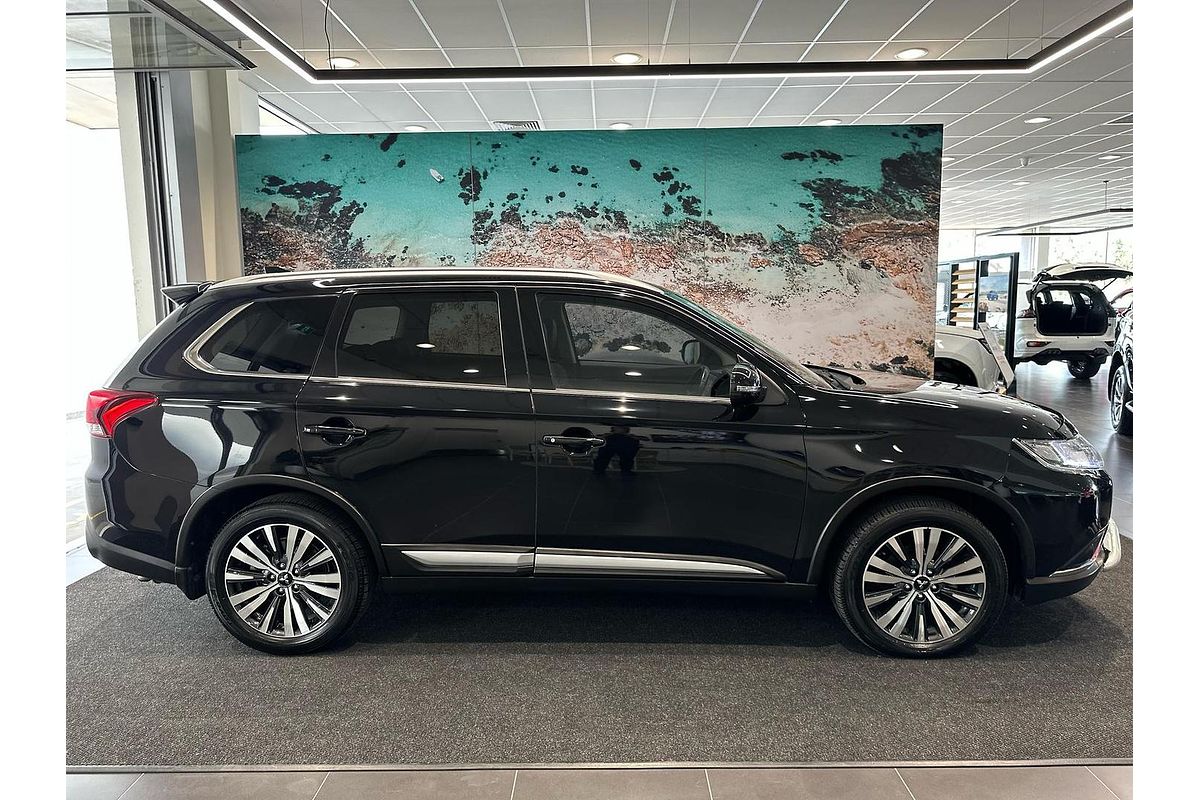 2021 Mitsubishi Outlander LS ZL