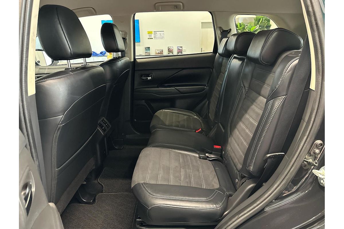2021 Mitsubishi Outlander LS ZL