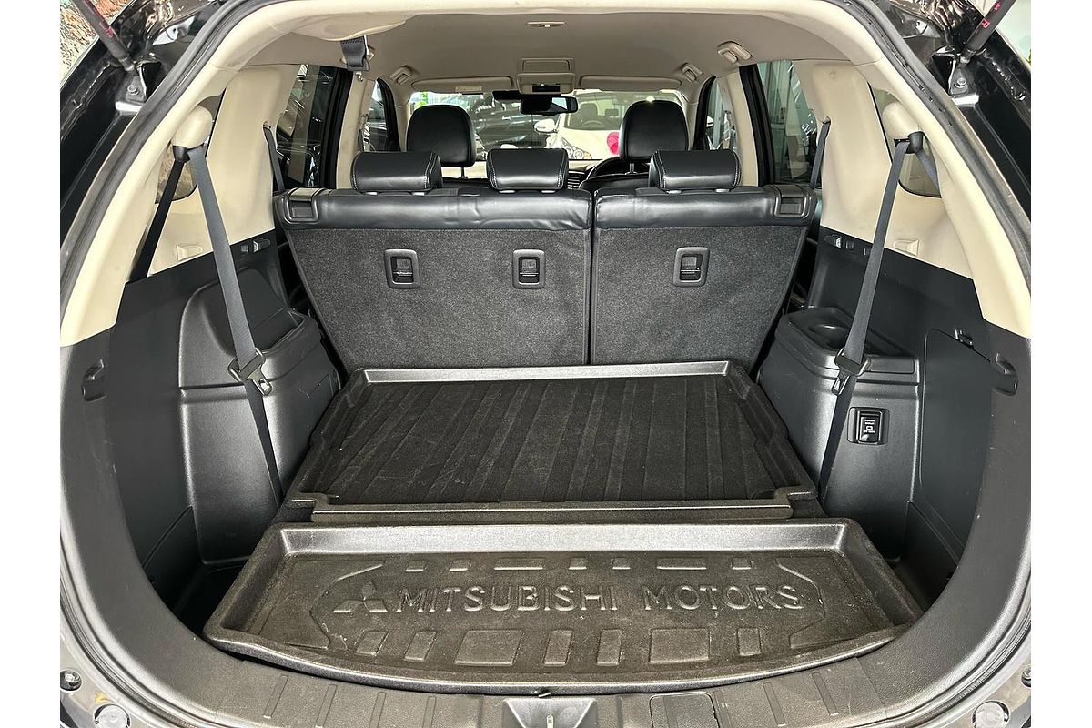 2021 Mitsubishi Outlander LS ZL