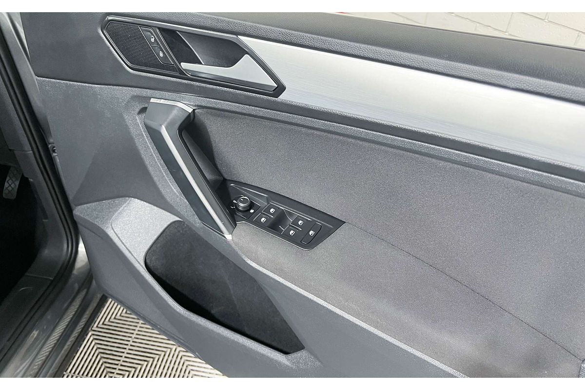 2017 Volkswagen Tiguan 110TDI Comfortline 5N