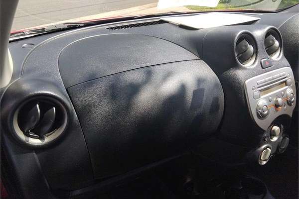2011 Nissan Micra ST K13
