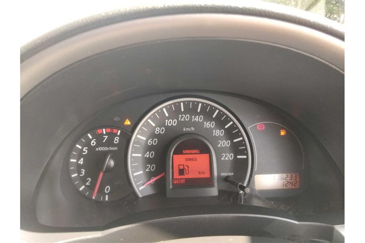 2011 Nissan Micra ST K13