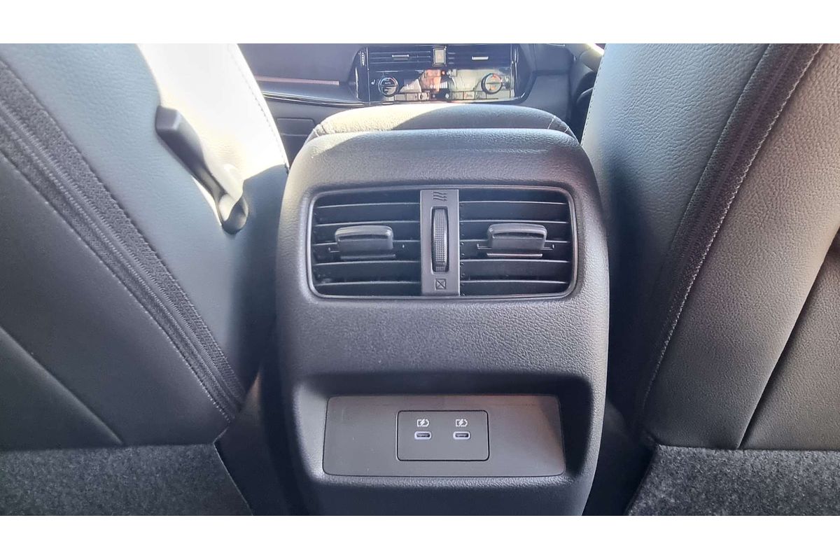 2024 Nissan QASHQAI N-DESIGN e-POWER J12