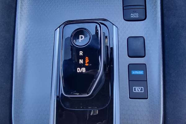 2024 Nissan QASHQAI N-DESIGN e-POWER J12