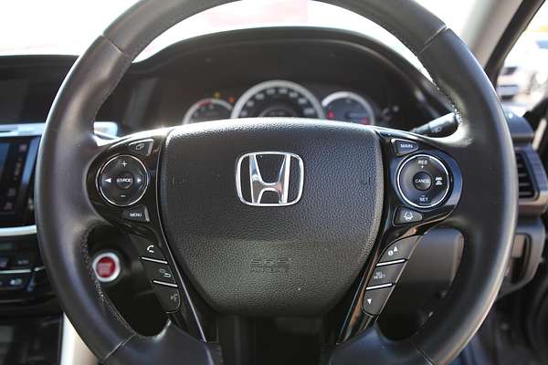 2019 Honda Accord VTi-L 9th Gen