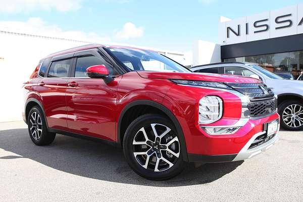 2023 Mitsubishi Outlander LS ZM