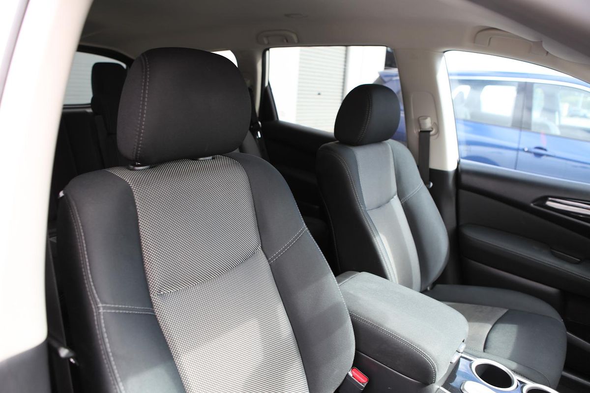 2017 Nissan Pathfinder ST R52 Series II