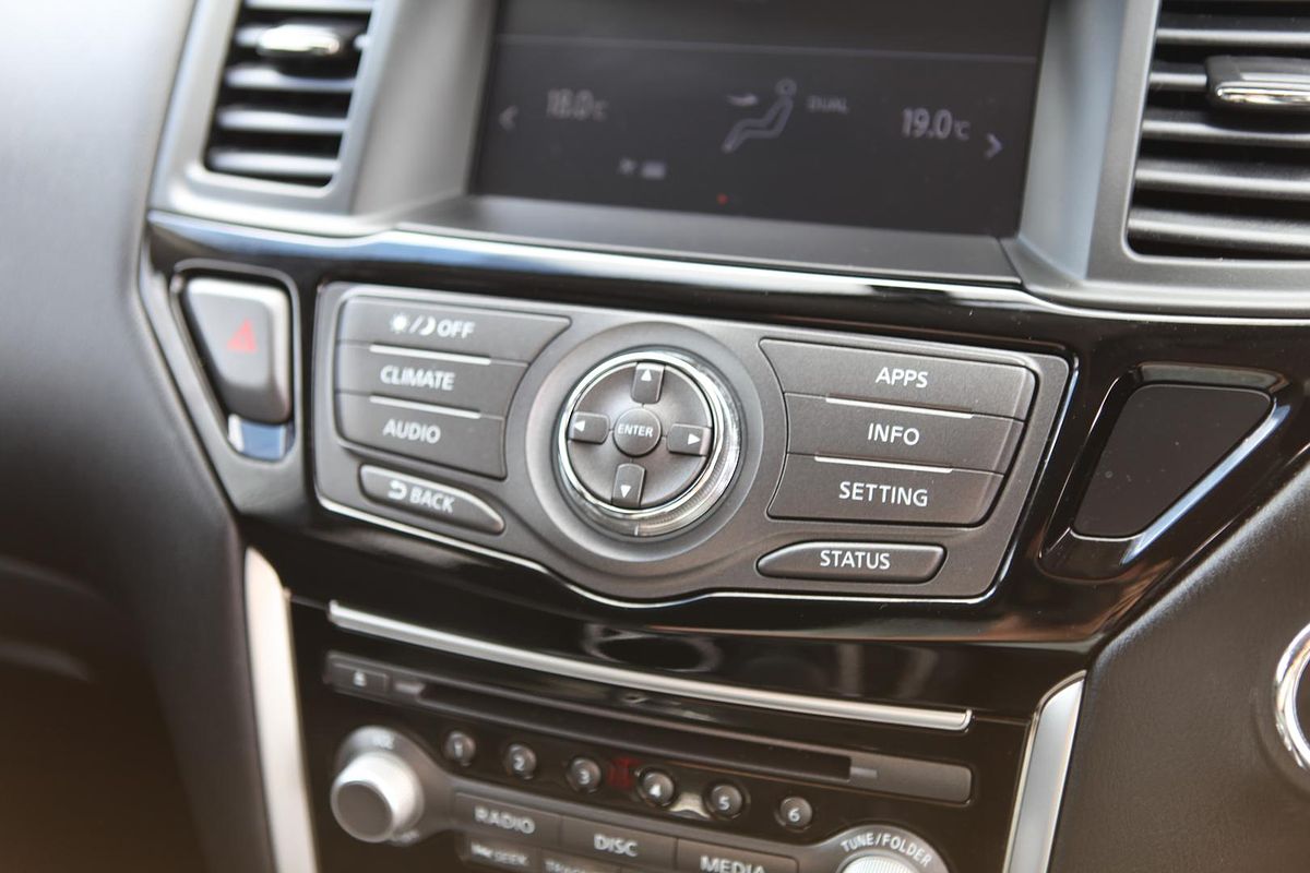 2017 Nissan Pathfinder ST R52 Series II