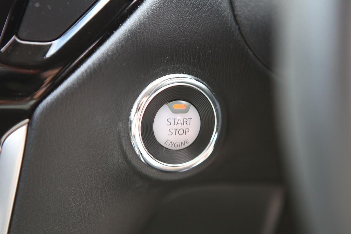 2017 Nissan Pathfinder ST R52 Series II