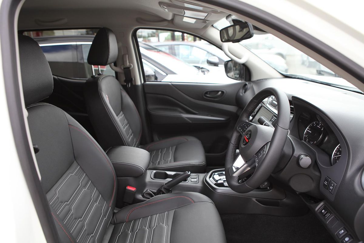 2024 Nissan Navara PRO-4X D23 4X4