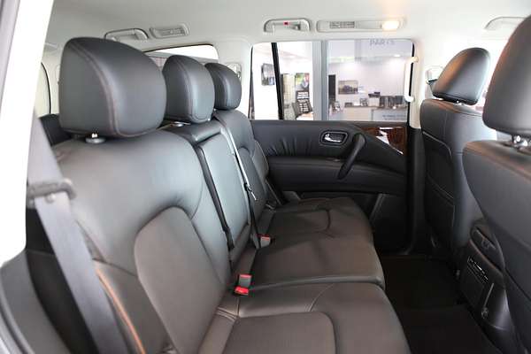 2024 Nissan Patrol Ti Y62