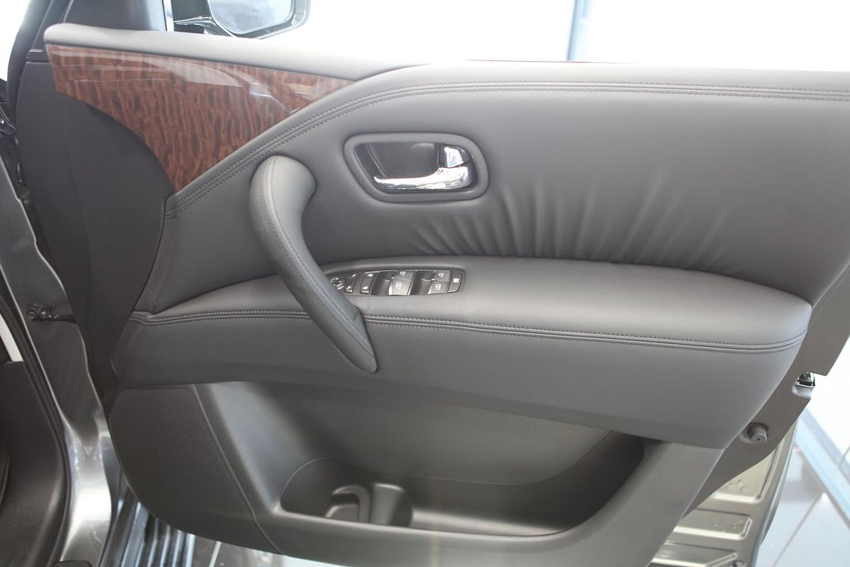 2024 Nissan Patrol Ti Y62