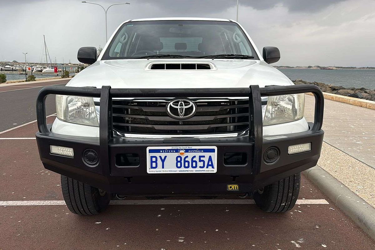 2015 Toyota Hilux SR KUN26R 4X4