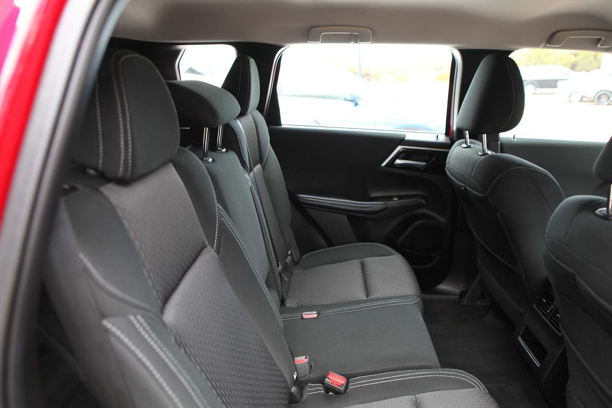 2022 Mitsubishi Outlander ES ZM