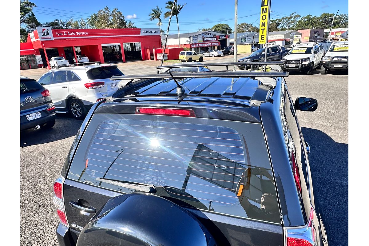 2014 Suzuki Grand Vitara Sport JB
