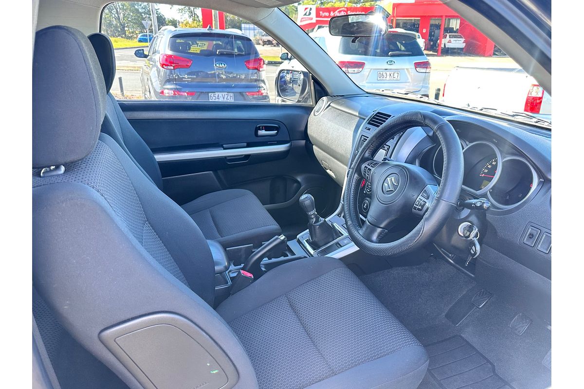 2014 Suzuki Grand Vitara Sport JB