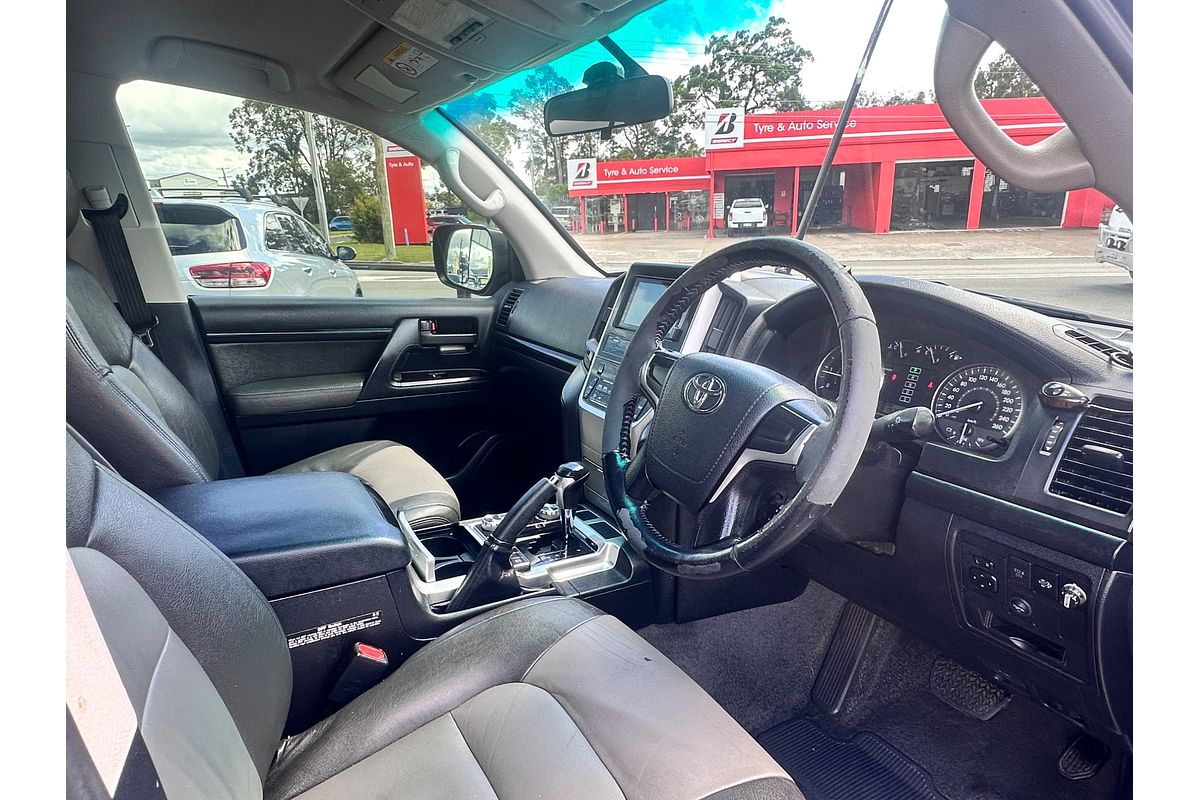 2016 Toyota Landcruiser GXL VDJ200R