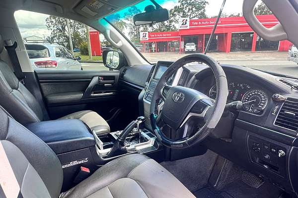 2016 Toyota Landcruiser GXL VDJ200R