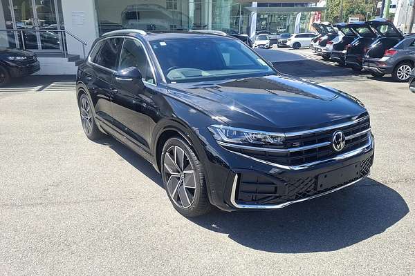 2024 Volkswagen Touareg 210TDI R-Line RC
