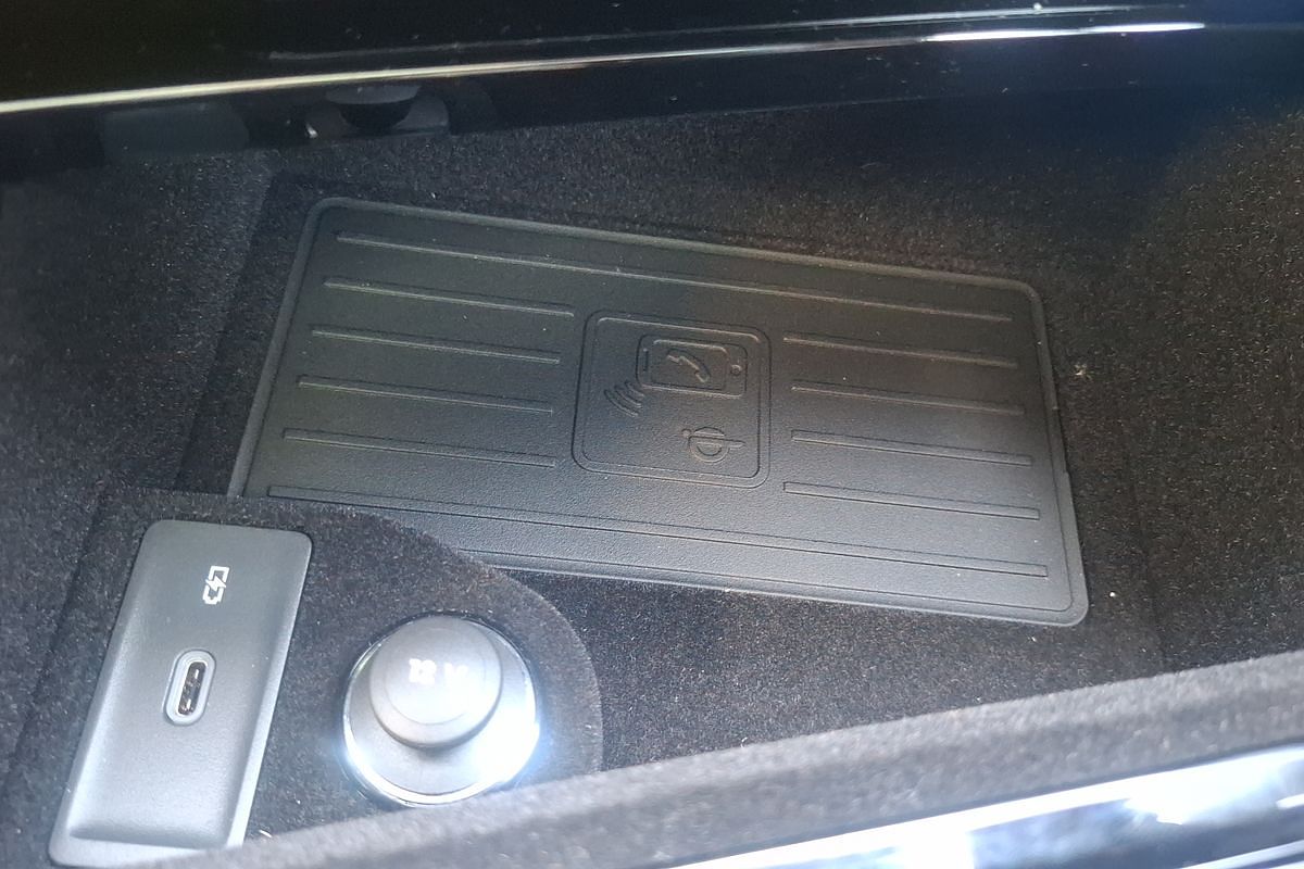 2024 Volkswagen Touareg 210TDI R-Line RC