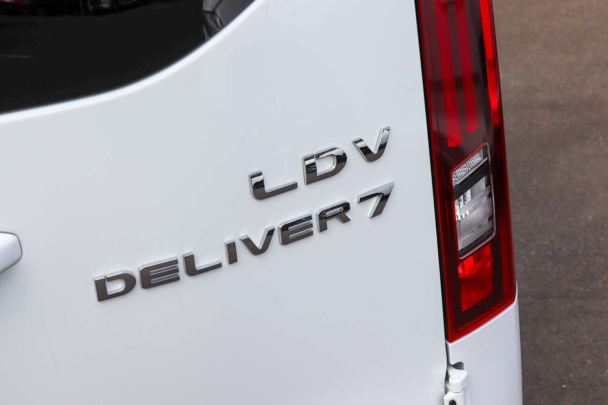 2024 LDV Deliver 7 SWB