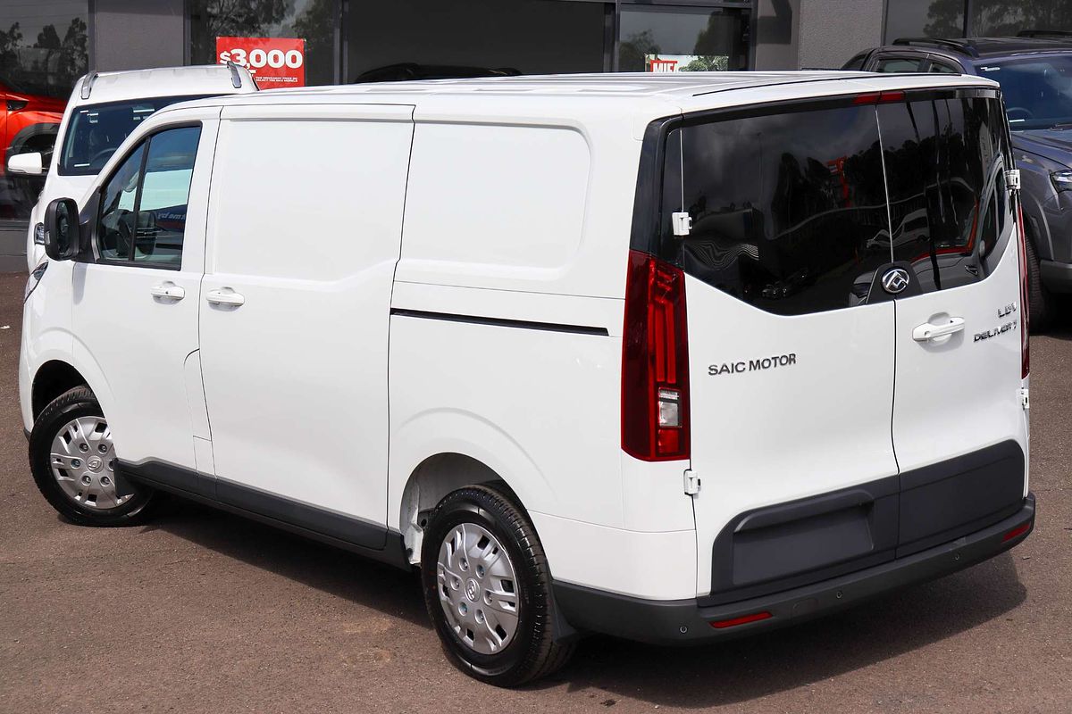 2024 LDV Deliver 7 SWB