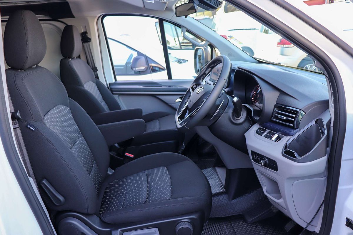 2024 LDV Deliver 7 SWB