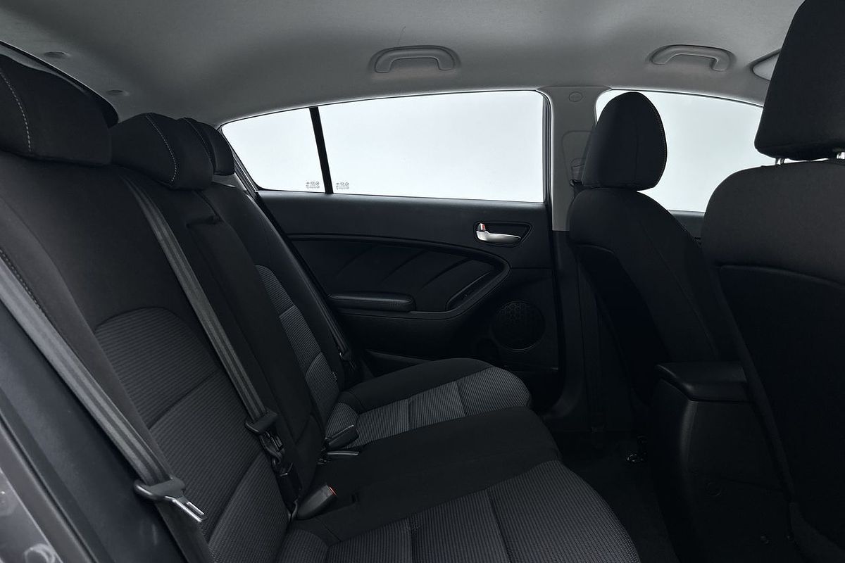 2016 Kia Cerato S YD