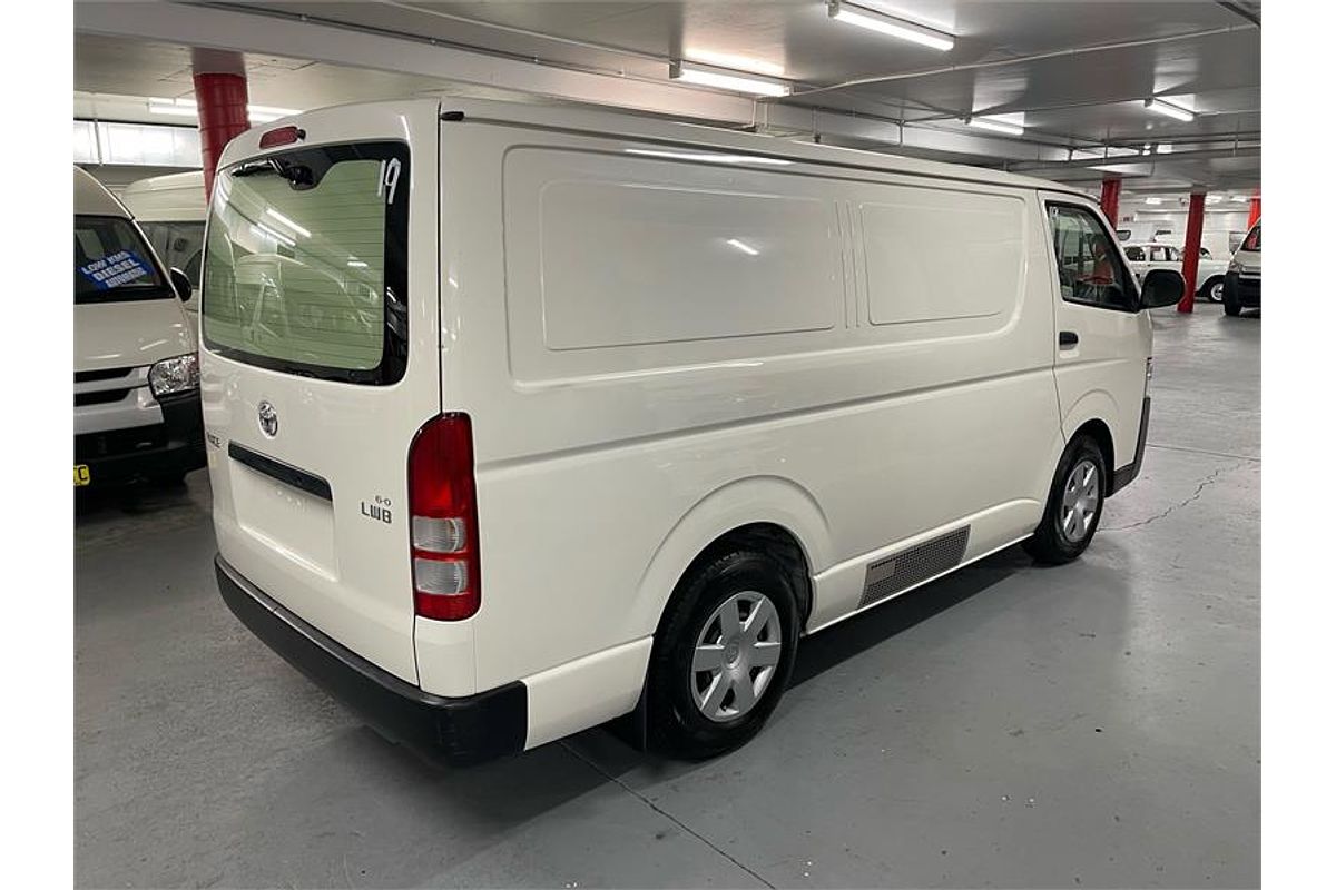 2018 Toyota HIACE LWB KDH201R MY16