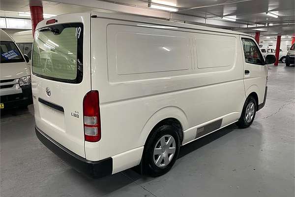 2018 Toyota HIACE LWB KDH201R MY16