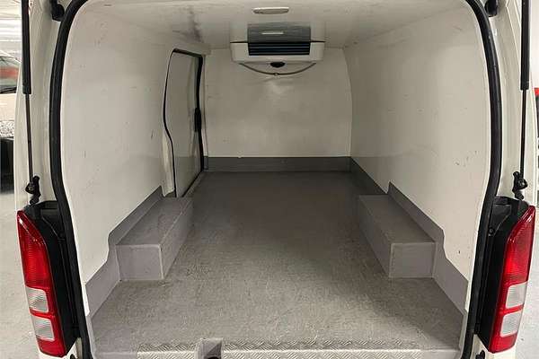 2018 Toyota HIACE LWB KDH201R MY16